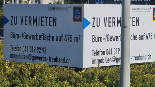 Vermietungs-Tafel ALDI